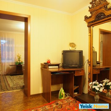 Дом из двух смежных комнат на ул.Павлова  Вариант № 138